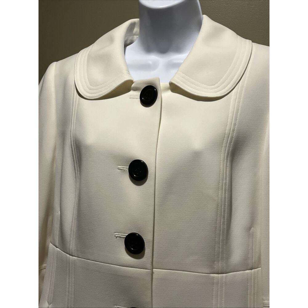 Tahari Womens 10P Ivory Cream Bell Sleeve Fitted Jacket Petite Cream Buttons - Picture 3 of 9